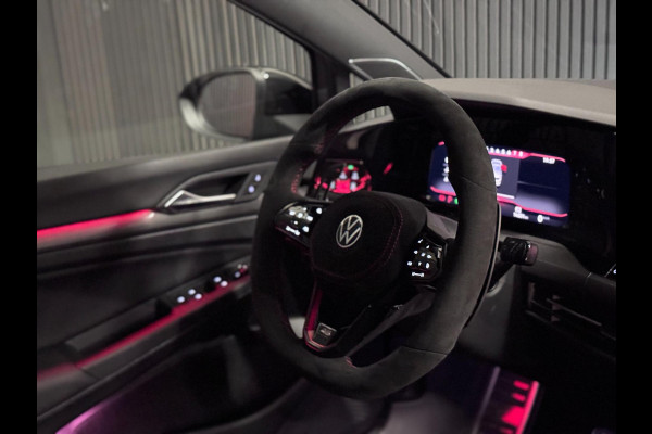 Volkswagen Golf 2.0 TSI GTI CLUBSPORT '45 Jahre' UNIEK | NIEUWSTAAT | VOL!