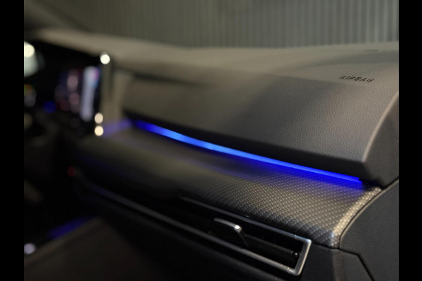 Volkswagen Golf 1.5 TSI R-Line | PANORAMA | CAMERA | LAGE KM!