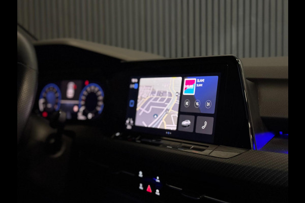 Volkswagen Golf 1.5 TSI R-Line | PANORAMA | CAMERA | LAGE KM!