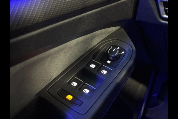 Volkswagen Golf 1.5 TSI R-Line | PANORAMA | CAMERA | LAGE KM!