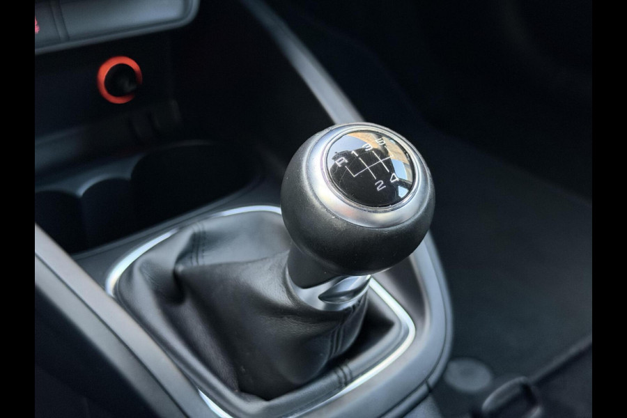 Audi A1 Sportback 1.0 TFSI Adrenalin Handgeschakeld | S-line exterieur | Airconditioning | Cruise control | Navigatie voorbereiding | Pi