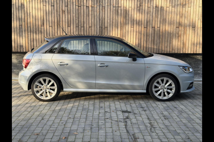 Audi A1 Sportback 1.0 TFSI Adrenalin Handgeschakeld | S-line exterieur | Airconditioning | Cruise control | Navigatie voorbereiding | Pi