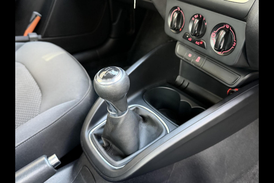 Audi A1 Sportback 1.0 TFSI Adrenalin Handgeschakeld | S-line exterieur | Airconditioning | Cruise control | Navigatie voorbereiding | Pi