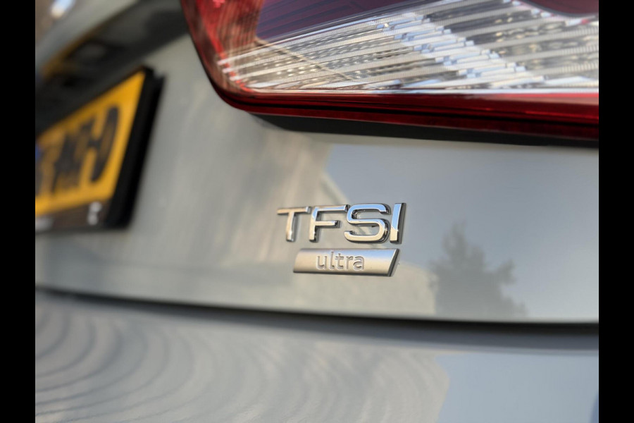 Audi A1 Sportback 1.0 TFSI Adrenalin Handgeschakeld | S-line exterieur | Airconditioning | Cruise control | Navigatie voorbereiding | Pi