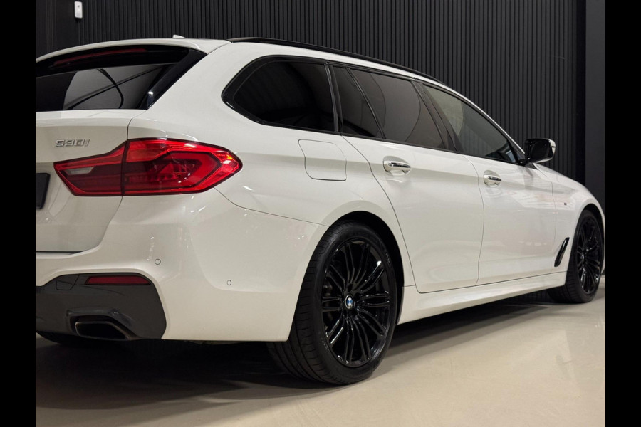 BMW 5 Serie Touring 530i xDrive M Sport | PANO | HUD | LED | SFEERVERLICHTING