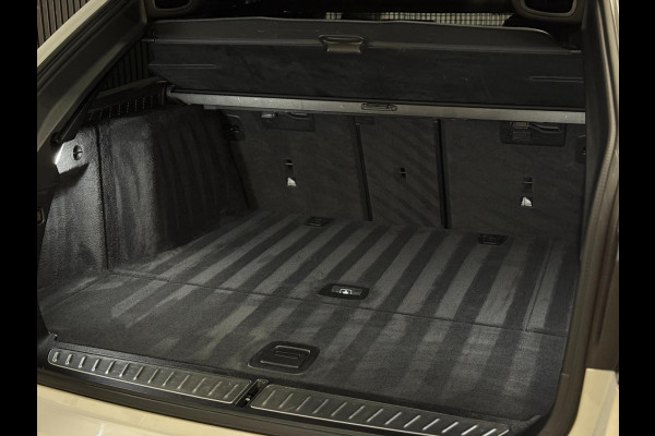 BMW 5 Serie Touring 530i xDrive M Sport | PANO | HUD | LED | SFEERVERLICHTING