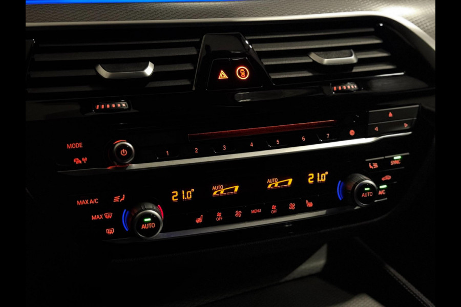 BMW 5 Serie Touring 530i xDrive M Sport | PANO | HUD | LED | SFEERVERLICHTING