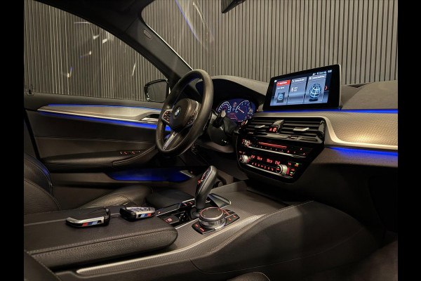 BMW 5 Serie Touring 530i xDrive M Sport | PANO | HUD | LED | SFEERVERLICHTING