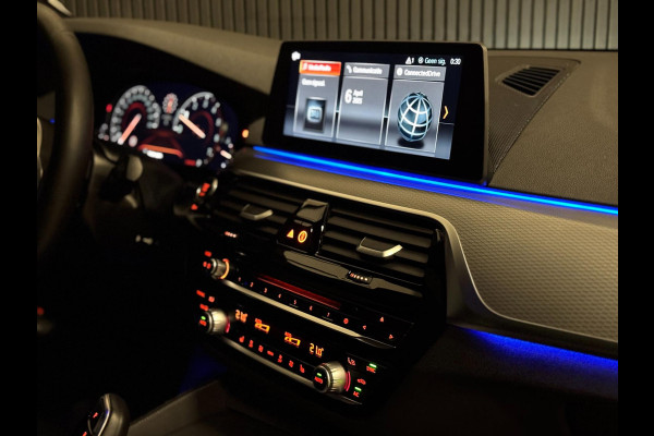 BMW 5 Serie Touring 530i xDrive M Sport | PANO | HUD | LED | SFEERVERLICHTING