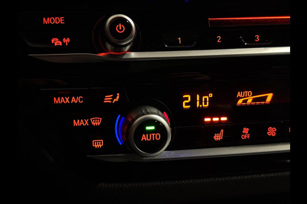 BMW 5 Serie Touring 530i xDrive M Sport | PANO | HUD | LED | SFEERVERLICHTING