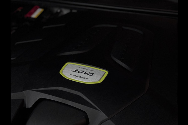 Porsche Cayenne Coupé 3.0 E-Hybrid | ORG. NL | SPORT DESIGN | PANO | TREKHAAK | HUD | SPORT CHRONO | LUCHTVERING