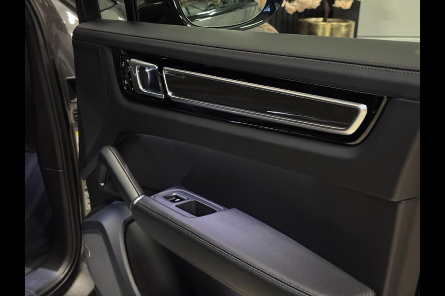 Porsche Cayenne Coupé 3.0 E-Hybrid | ORG. NL | SPORT DESIGN | PANO | TREKHAAK | HUD | SPORT CHRONO | LUCHTVERING