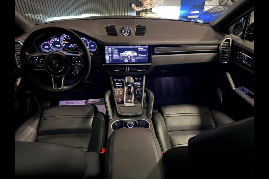 Porsche Cayenne Coupé 3.0 E-Hybrid | ORG. NL | SPORT DESIGN | PANO | TREKHAAK | HUD | SPORT CHRONO | LUCHTVERING