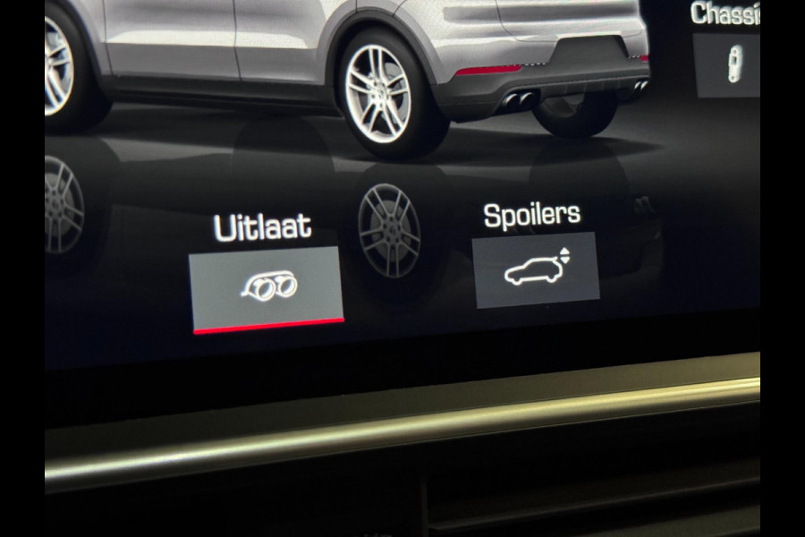 Porsche Cayenne Coupé 3.0 E-Hybrid | ORG. NL | SPORT DESIGN | PANO | TREKHAAK | HUD | SPORT CHRONO | LUCHTVERING
