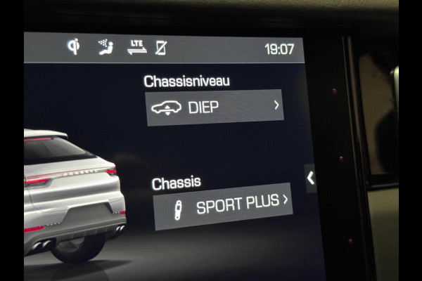 Porsche Cayenne Coupé 3.0 E-Hybrid | ORG. NL | SPORT DESIGN | PANO | TREKHAAK | HUD | SPORT CHRONO | LUCHTVERING