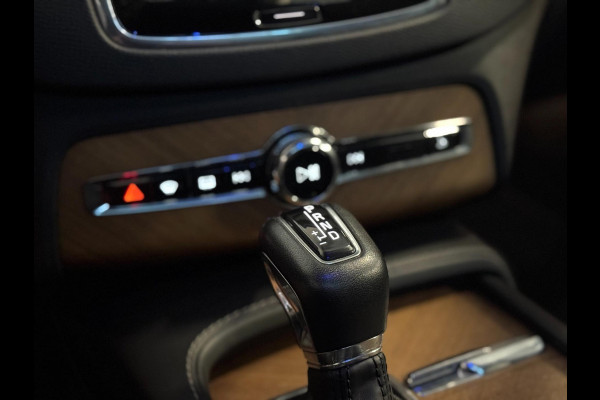 Volvo XC90 2.0 T5 AWD Inscription | PANO | LED | CAMERA | VOL!