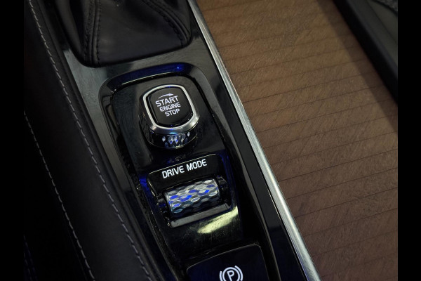 Volvo XC90 2.0 T5 AWD Inscription | PANO | LED | CAMERA | VOL!