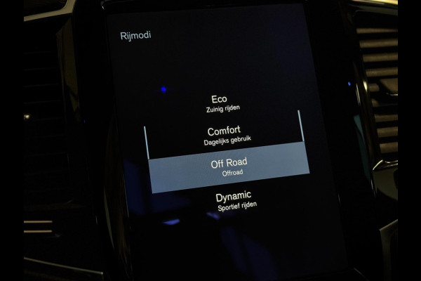 Volvo XC90 2.0 T5 AWD Inscription | PANO | LED | CAMERA | VOL!