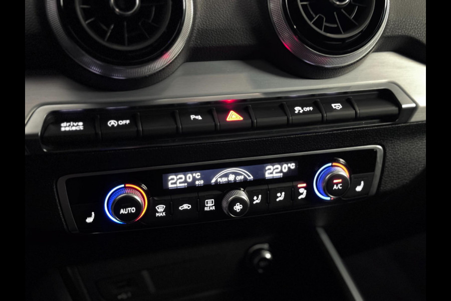 Audi Q2 35 TFSI 3X S-LINE | LED | CAMERA | CARPLAY