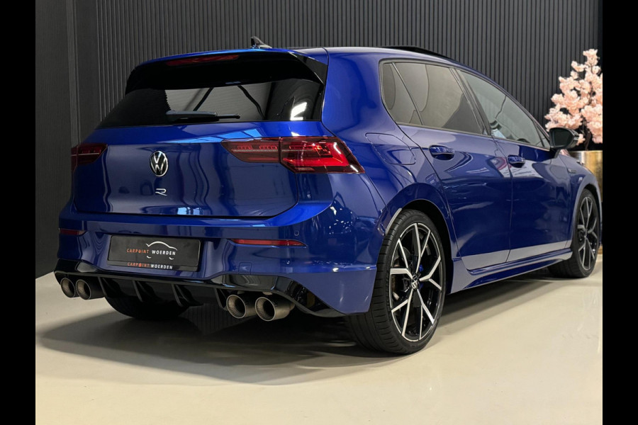 Volkswagen Golf 2.0 TSI R 4Motion | AKRAPOVIC | PANO | HUD