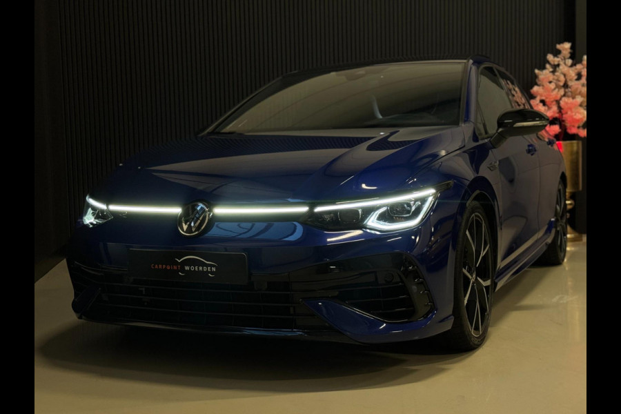 Volkswagen Golf 2.0 TSI R 4Motion | AKRAPOVIC | PANO | HUD