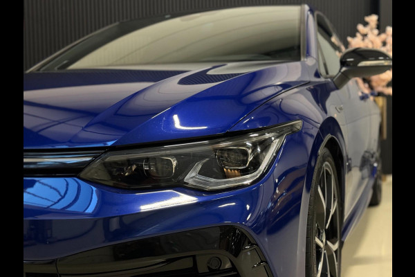 Volkswagen Golf 2.0 TSI R 4Motion | AKRAPOVIC | PANO | HUD