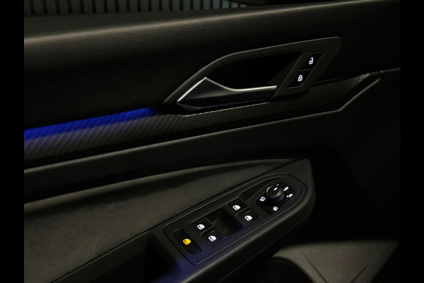 Volkswagen Golf 2.0 TSI R 4Motion | AKRAPOVIC | PANO | HUD