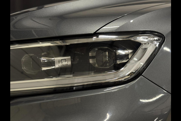 Volkswagen T-Roc 1.5 TSI R-Line DSG | PANO | IQ LIGHT | VIRTUAL | CAMERA