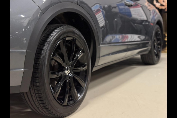 Volkswagen T-Roc 1.5 TSI R-Line DSG | PANO | IQ LIGHT | VIRTUAL | CAMERA