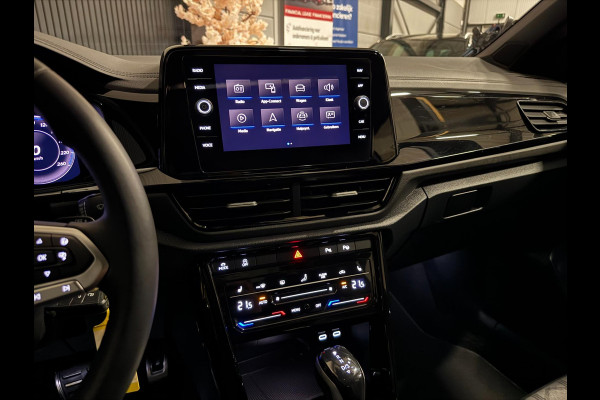 Volkswagen T-Roc 1.5 TSI R-Line DSG | PANO | IQ LIGHT | VIRTUAL | CAMERA