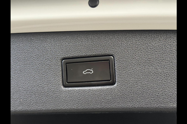 Volkswagen Tiguan 2.0 TDI 4Motion R-LINE | 190PK | VIRTUAL | TREKHAAK | CAMERA