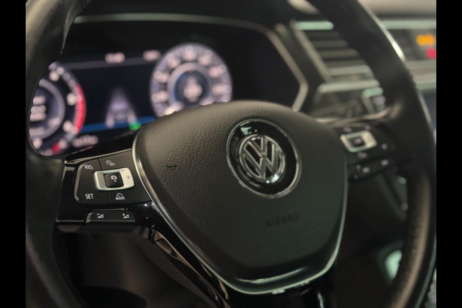 Volkswagen Tiguan 2.0 TDI 4Motion R-LINE | 190PK | VIRTUAL | TREKHAAK | CAMERA