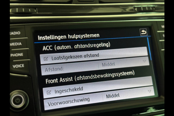 Volkswagen Tiguan 2.0 TDI 4Motion R-LINE | 190PK | VIRTUAL | TREKHAAK | CAMERA