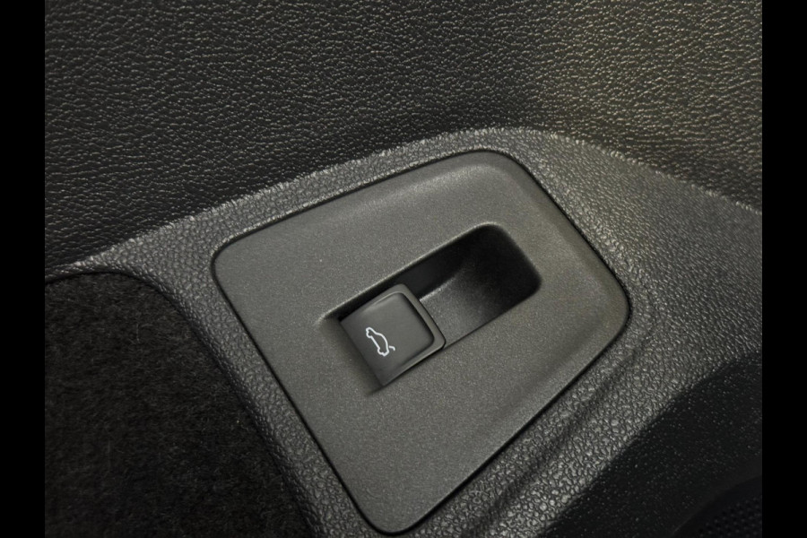 Volkswagen Tiguan 2.0 TDI 4Motion R-LINE | 190PK | VIRTUAL | TREKHAAK | CAMERA