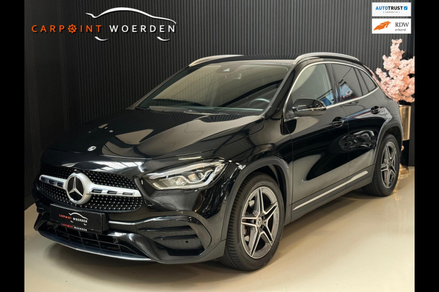 Mercedes-Benz GLA 180 AMG | LED | WIDESCREEN | TREKHAAK