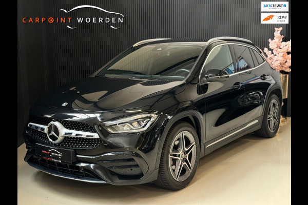Mercedes-Benz GLA 180 AMG | LED | WIDESCREEN | TREKHAAK