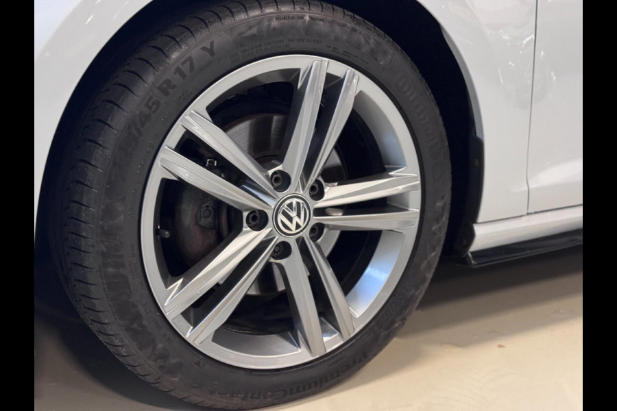 Volkswagen Golf 1.4 TSI R-LINE DSG | CAMERA | STOELVERW. | ACC