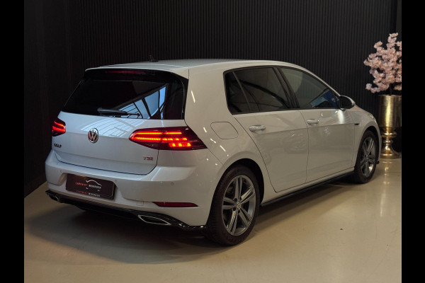 Volkswagen Golf 1.4 TSI R-LINE DSG | CAMERA | STOELVERW. | ACC
