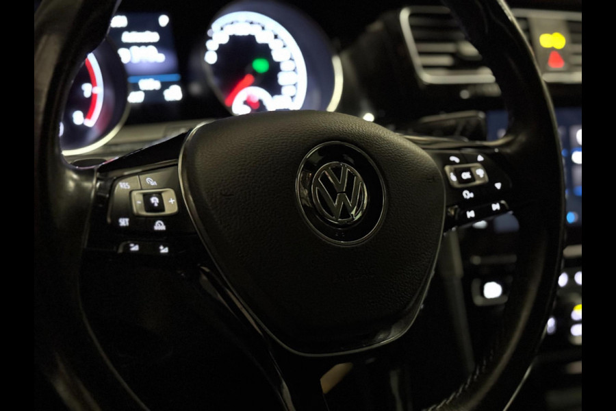 Volkswagen Golf 1.4 TSI R-LINE DSG | CAMERA | STOELVERW. | ACC