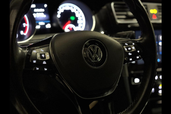 Volkswagen Golf 1.4 TSI R-LINE DSG | CAMERA | STOELVERW. | ACC