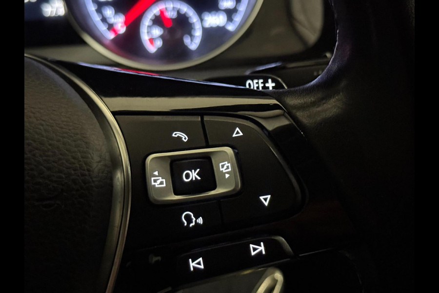 Volkswagen Golf 1.4 TSI R-LINE DSG | CAMERA | STOELVERW. | ACC