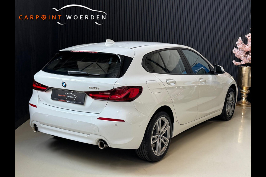 BMW 1-serie 120i | CAMERA | LED | STOELVERW. | 2024