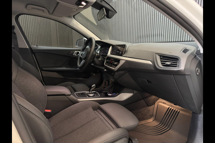 BMW 1-serie 120i | CAMERA | LED | STOELVERW. | 2024