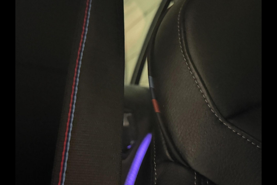 BMW 1-serie M135i xDrive M PERFORMANCE | NAP | PANO | KUIP | VOL!