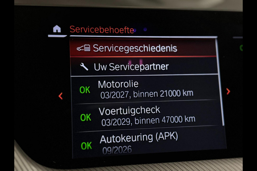 BMW 1-serie M135i xDrive M PERFORMANCE | NAP | PANO | KUIP | VOL!