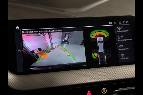 BMW 1-serie M135i xDrive M PERFORMANCE | NAP | PANO | KUIP | VOL!