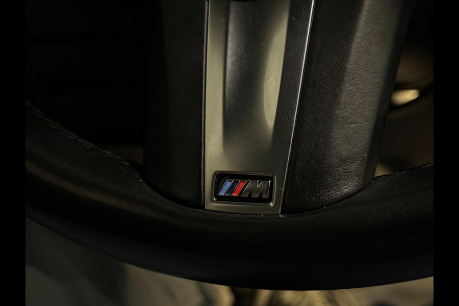 BMW 1-serie M135i xDrive M PERFORMANCE | NAP | PANO | KUIP | VOL!