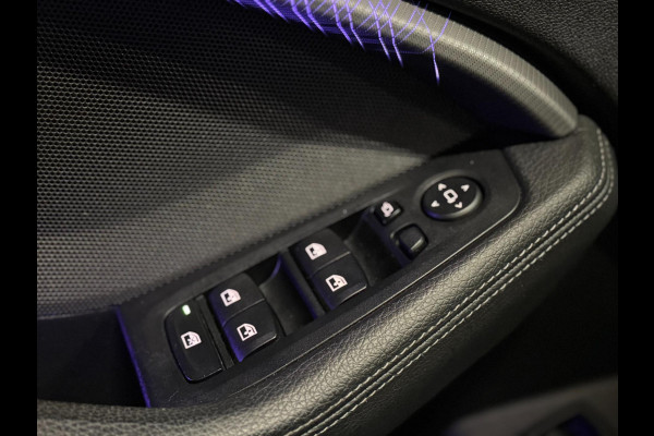 BMW 1-serie M135i xDrive M PERFORMANCE | NAP | PANO | KUIP | VOL!