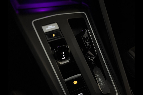 Volkswagen Golf 1.5 eTSI Style DSG | IQ LIGHT | CAMERA | SFEERVERLICHTING