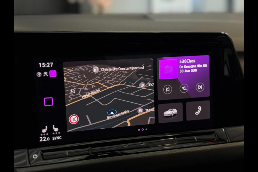 Volkswagen Golf 1.5 eTSI Style DSG | IQ LIGHT | CAMERA | SFEERVERLICHTING